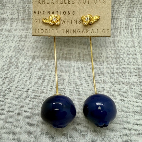 Anthropologie Jewelry - NWT Anthropologie 14k Gold Plated Blueberry Fruit & Icon Drop Earrings 🫐